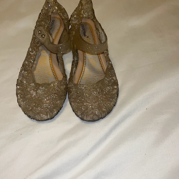 Source Unknown Other - Clear jelly Lace Flats with Ornate Design and Secure Straps